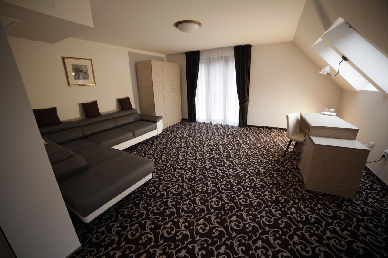 Hotel Zana Vaii Arieşeni Zewnętrze zdjęcie